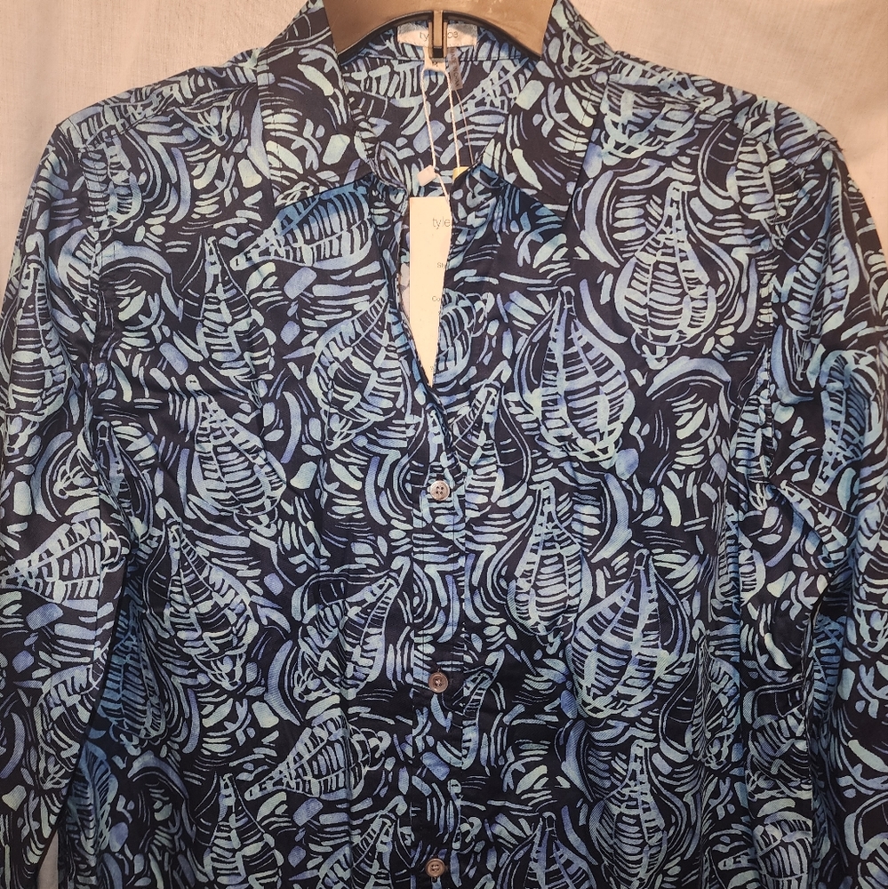 NWT TYLER BOE Womens  Button Up Blouse Shirt Long Sleeve Blue Hot Air Balloons - Picture 2 of 9